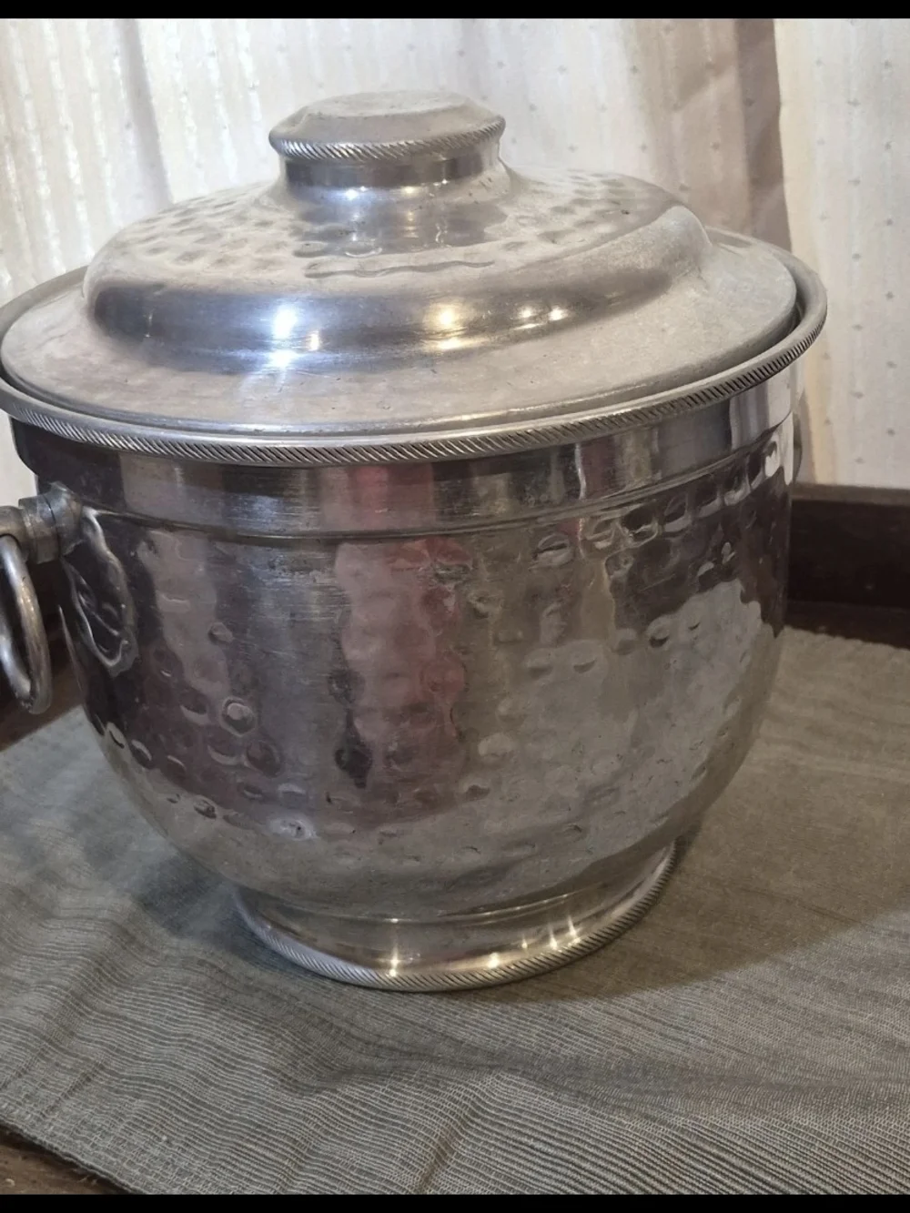 Vtg Mid Century Hammered Aluminum Ice Bucket Made in Italy 501 Lidded
